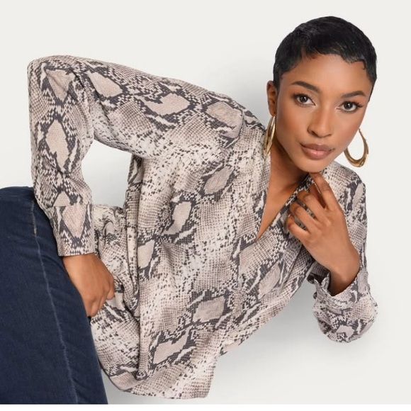 cotton bleu Tops - Snake Print Women's Sheer Top Blouse Size Small Cotton Bleu